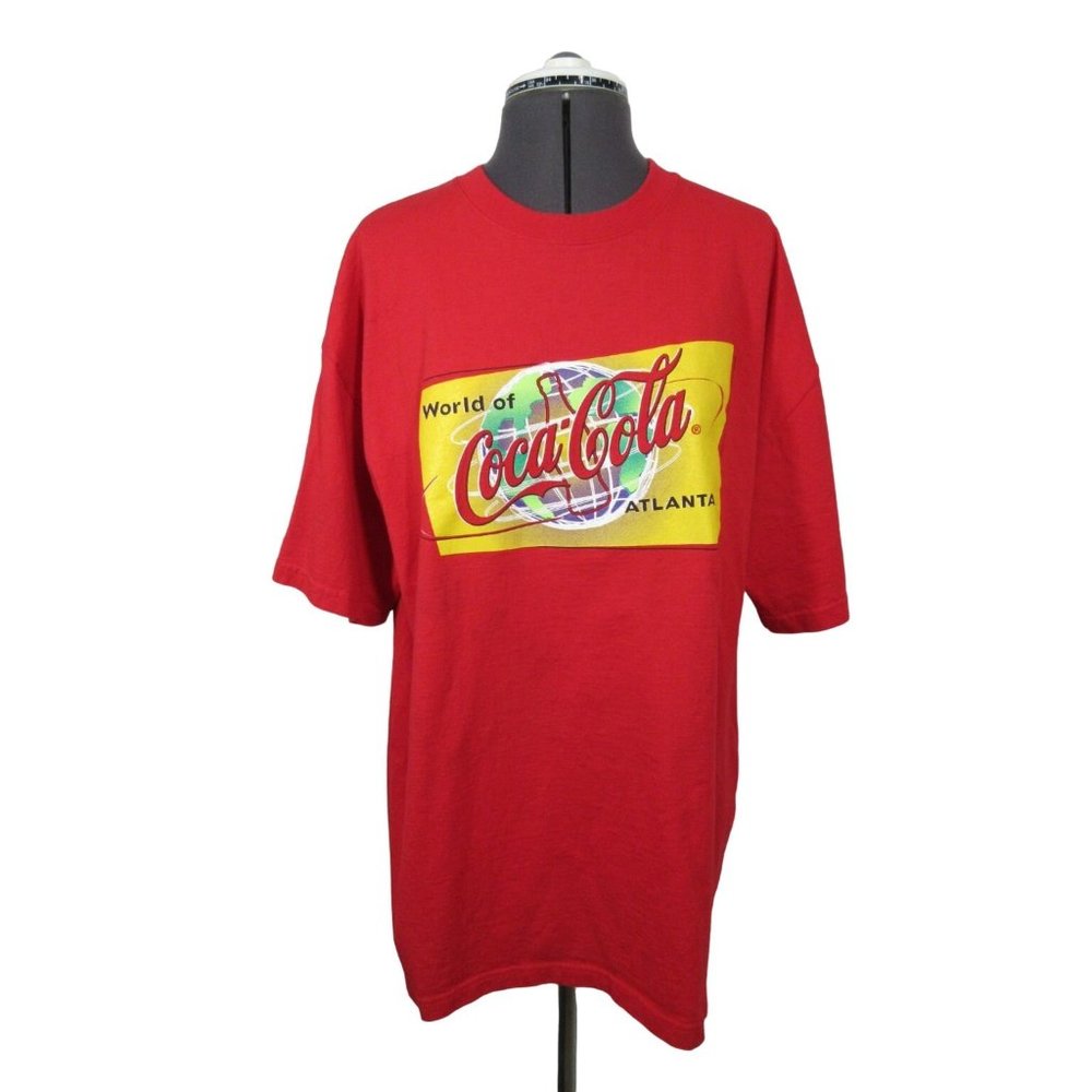 Vintage 90s World of Coca-Cola Atlanta‎ soda collectible t-shirt XL